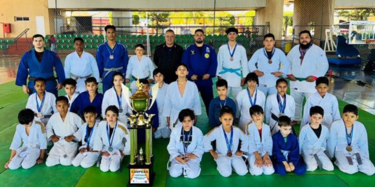 CAMPEONATO-JUDO-ANDRADINA-SEJUVEL-2-scaled-1-600x396